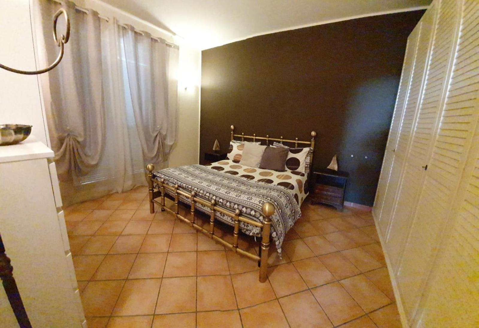 Rose'S Garden - Zona Tranquilla - Vicino Torino Apartment Pino Torinese Ngoại thất bức ảnh